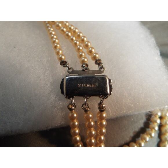 Vintage La Tausca Faux Pearl Necklace Sterling Clasp Original Box - Picture 7 of 9